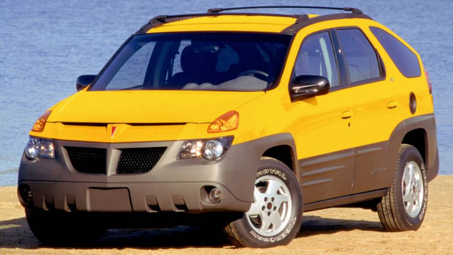 Certos carros jamais deveriam deixar de ser conceito - como este crossover que virou piada mundial e tem presen&ccedil;a garantida nos rankings dos carros mais feios de todos os tempos.