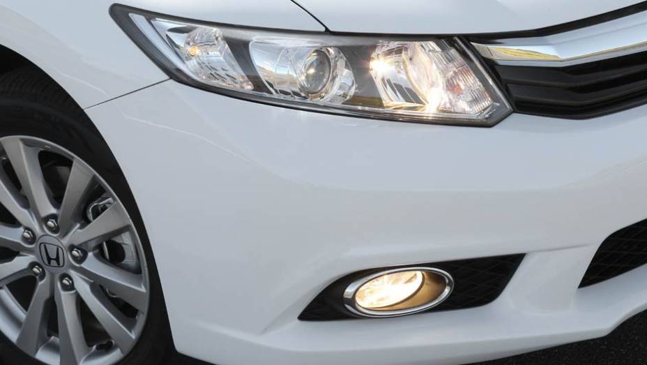 Os pre&ccedil;os da linha 2014 variam entre R$ 66.690 (LXS 1.8 manual) e R$ 83.890 (EXR 2.0 autom&aacute;tico) | <a href="https://preprod.quatrorodas.abril.com.br/noticias/fabricantes/honda-civic-2014-ganha-motor-2-0-730338.shtml" rel="migration">Leia mais</a>
