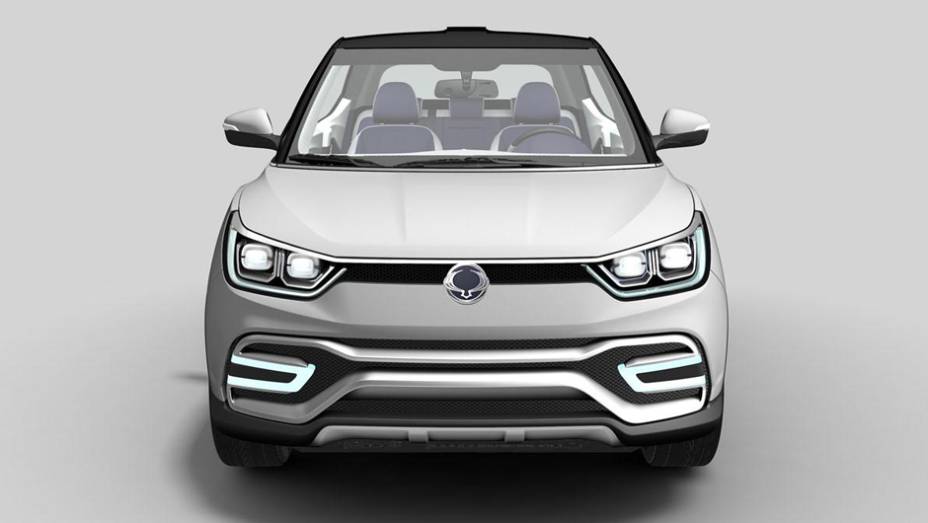 ... com transmissões manual ou automática, ambas de seis marchas | <a href="https://preprod.quatrorodas.abril.com.br/noticias/saloes/paris-2014/ssangyong-lanca-suv-salao-paris-799528.shtml" rel="migration">Leia mais</a>