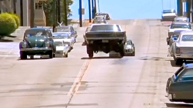 Bullitt (1968) - A mais clássica perseguição com carros do cinema leva 9:42 minutos e mostra Steve McQueen num Ford Mustang GT 1968, atrás de um Dodge Charger R/T do mesmo ano pelas ladeiras de São Francisco. <a href="%20https://preprod.quatrorodas.abril.com.br/blog" rel="migration"></a> Bullitt (1968) - A mais clássica perseguição com carros do cinema leva 9:42 minutos e mostra Steve McQueen num Ford Mustang GT 1968, atrás de um Dodge Charger R/T do mesmo ano pelas ladeiras de São Francisco. <a href="%20https://preprod.quatrorodas.abril.com.br/blog" rel="migration"></a>
