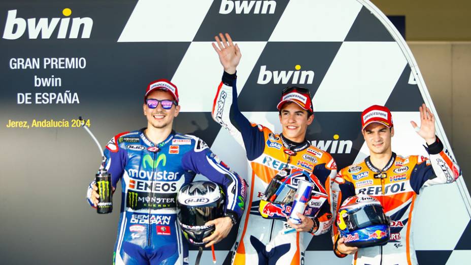 Marc Márquez larga na pole, Jorge Lorenzo e Dani Pedrosa formam a primeira fila. | <a href="https://preprod.quatrorodas.abril.com.br/moto/noticias/reinado-marc-marquez-nao-tem-fim-781505.shtml" rel="migration">Leia mais</a>