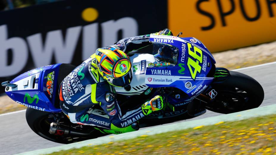 Rossi fez sua melhor prova no ano. | <a href="https://preprod.quatrorodas.abril.com.br/moto/noticias/quatro-vezes-marquez-781513.shtml" rel="migration">Leia mais</a>