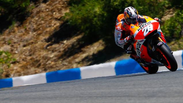 Pedrosa brigou muito com Jorge Lorenzo pelo terceiro posto. | <a href="https://preprod.quatrorodas.abril.com.br/moto/noticias/quatro-vezes-marquez-781513.shtml" rel="migration">Leia mais</a> Pedrosa brigou muito com Jorge Lorenzo pelo terceiro posto. | <a href="https://preprod.quatrorodas.abril.com.br/moto/noticias/quatro-vezes-marquez-781513.shtml" rel="migration">Leia mais</a>