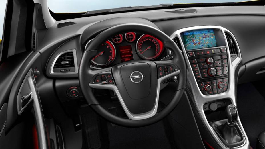 Versão baseada no Astra europeu terá quatro opções de motorização Versão baseada no Astra europeu terá quatro opções de motorização