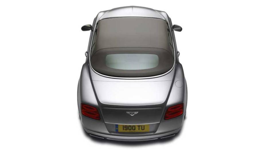 Nova gera&ccedil;&atilde;o vai estar no Sal&atilde;o de Frankfurt | <a href="https://preprod.quatrorodas.abril.com.br/carros/lancamentos/bentley-continental-gtc-637536.shtml" rel="migration">Leia mais</a>