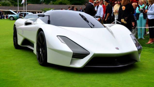 Segundo Jerod Shelby, fundador da SSC, cinco clientes já encomendaram seu Tuatara | <a href="https://preprod.quatrorodas.abril.com.br/noticias/shelby-apresenta-tuatara-eua-299537_p.shtml" rel="migration">Leia mais</a> Segundo Jerod Shelby, fundador da SSC, cinco clientes já encomendaram seu Tuatara | <a href="https://preprod.quatrorodas.abril.com.br/noticias/shelby-apresenta-tuatara-eua-299537_p.shtml" rel="migration">Leia mais</a>