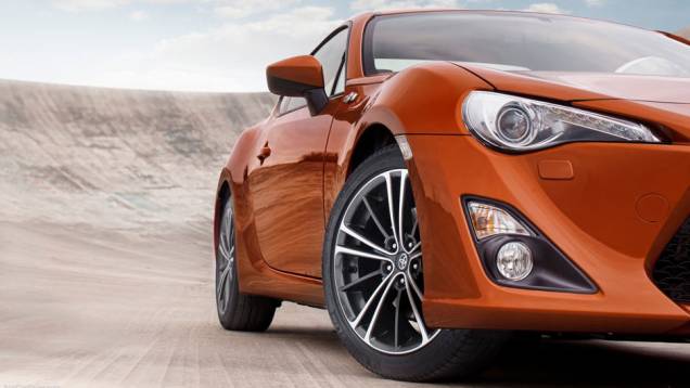 As linhas agressivas são quase iguais à do carro-conceito FT-86 II | <a href="https://preprod.quatrorodas.abril.com.br/noticias/toyota-mostra-detalhes-gt-86-308379_p.shtml" rel="migration">Leia mais</a> As linhas agressivas são quase iguais à do carro-conceito FT-86 II | <a href="https://preprod.quatrorodas.abril.com.br/noticias/toyota-mostra-detalhes-gt-86-308379_p.shtml" rel="migration">Leia mais</a>