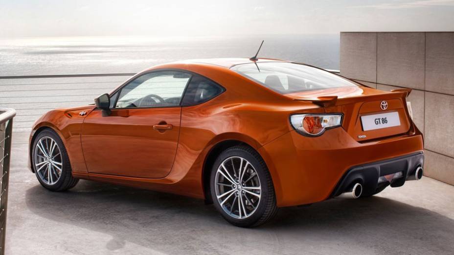 A Toyota garante que o GT 86 será um legítimo esportivo | <a href="https://preprod.quatrorodas.abril.com.br/noticias/toyota-mostra-detalhes-gt-86-308379_p.shtml" rel="migration">Leia mais</a>