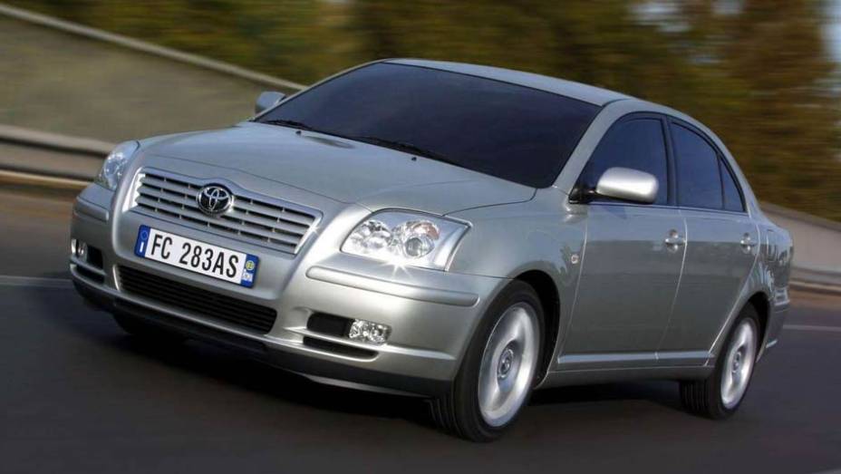 O tricampeonato mundial do Boca Juniors (ARG) veio em 2003 depois da vitória sobre o Milan (ITA); o meia Matias Donnet, do time argentino, ganhou um Avensis O tricampeonato mundial do Boca Juniors (ARG) veio em 2003 depois da vitória sobre o Milan (ITA); o meia Matias Donnet, do time argentino, ganhou um Avensis