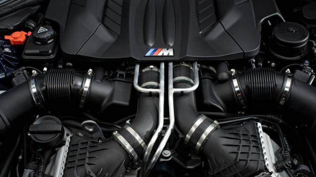 Os 560 cv fazem o M6 andar na frente da concorrência | <a href="https://preprod.quatrorodas.abril.com.br/saloes/genebra/2012/bmw-m6-678571.shtml" rel="migration">Leia mais</a> Os 560 cv fazem o M6 andar na frente da concorrência | <a href="https://preprod.quatrorodas.abril.com.br/saloes/genebra/2012/bmw-m6-678571.shtml" rel="migration">Leia mais</a>