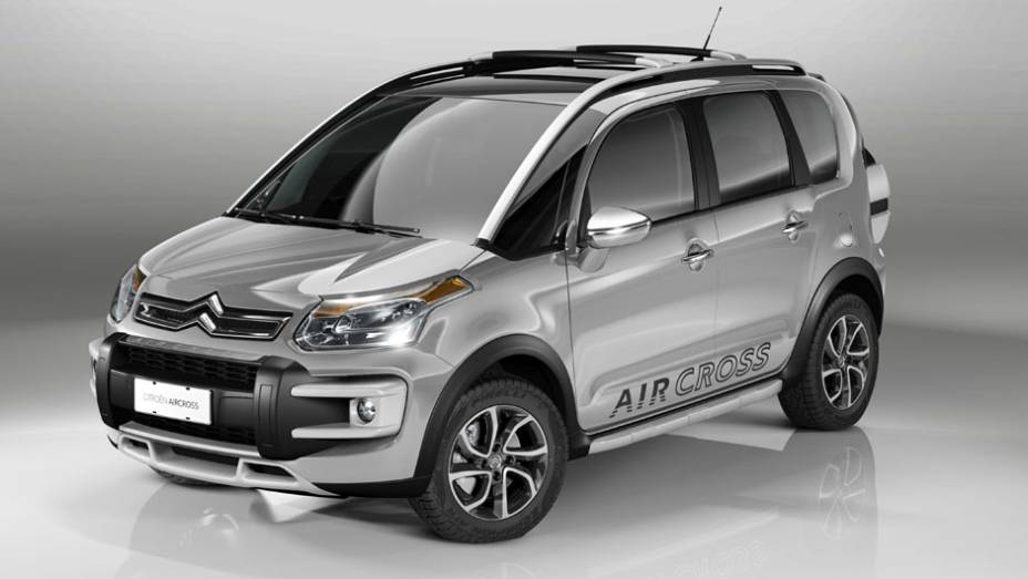 Modelo é a versão aventureira do hatch C3 | <a href="https://preprod.quatrorodas.abril.com.br/carros/lancamentos/citroen-aircross-591224.shtml" rel="migration">Leia mais</a>