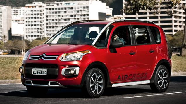 Aventureiro urbano tem motor 1.6 16V flex, que gera 113 cv de potência | <a href="https://preprod.quatrorodas.abril.com.br/carros/lancamentos/citroen-aircross-591224.shtml" rel="migration">Leia mais</a> Aventureiro urbano tem motor 1.6 16V flex, que gera 113 cv de potência | <a href="https://preprod.quatrorodas.abril.com.br/carros/lancamentos/citroen-aircross-591224.shtml" rel="migration">Leia mais</a>