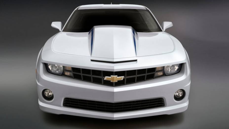 A potência dos três motores não foi divulgada pela GM | <a href="https://preprod.quatrorodas.abril.com.br/noticias/fabricantes-conceito-chevrolet-sera-produzido-317761_p.shtml" rel="migration">Leia mais</a> A potência dos três motores não foi divulgada pela GM | <a href="https://preprod.quatrorodas.abril.com.br/noticias/fabricantes-conceito-chevrolet-sera-produzido-317761_p.shtml" rel="migration">Leia mais</a>