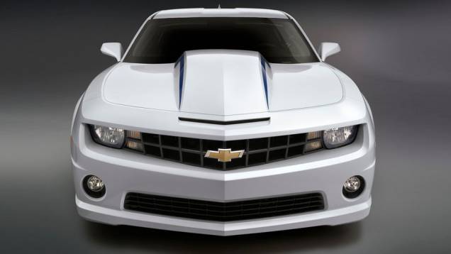 A potência dos três motores não foi divulgada pela GM | <a href="https://preprod.quatrorodas.abril.com.br/noticias/fabricantes-conceito-chevrolet-sera-produzido-317761_p.shtml" rel="migration">Leia mais</a> A potência dos três motores não foi divulgada pela GM | <a href="https://preprod.quatrorodas.abril.com.br/noticias/fabricantes-conceito-chevrolet-sera-produzido-317761_p.shtml" rel="migration">Leia mais</a>