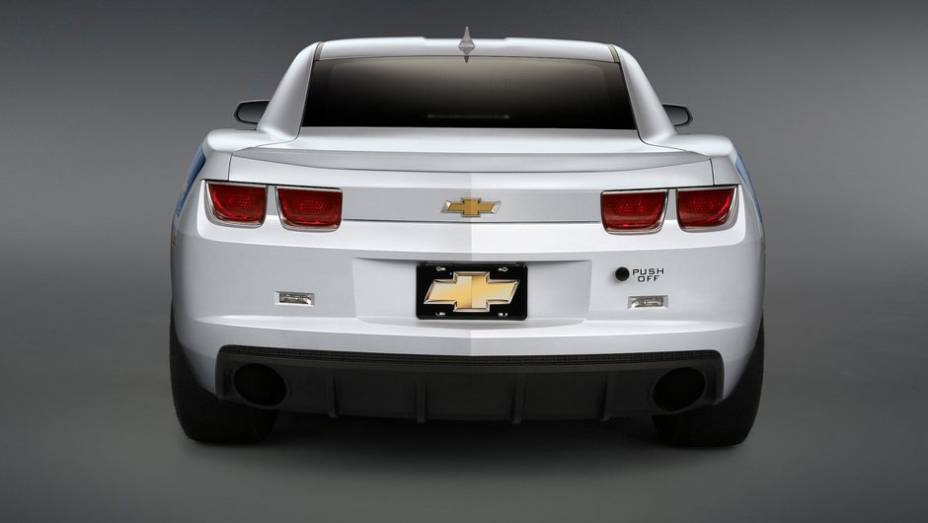 O esportivo tem transmissão automática, que recebeu modificações para participar das provas de arrancada | <a href="https://preprod.quatrorodas.abril.com.br/noticias/fabricantes-conceito-chevrolet-sera-produzido-317761_p.shtml" rel="migration">Leia mais</a> O esportivo tem transmissão automática, que recebeu modificações para participar das provas de arrancada | <a href="https://preprod.quatrorodas.abril.com.br/noticias/fabricantes-conceito-chevrolet-sera-produzido-317761_p.shtml" rel="migration">Leia mais</a>