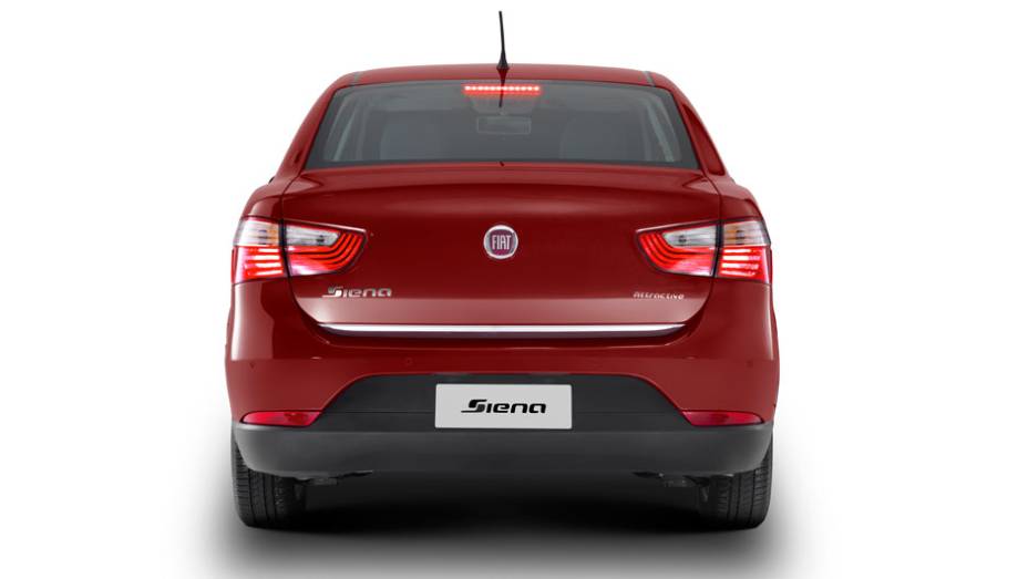 Atrás, as lanternas criam um belo efeito visual quando acesas | <a href="https://preprod.quatrorodas.abril.com.br/carros/lancamentos/fiat-grand-siena-680146.shtml" rel="migration">Leia mais</a>