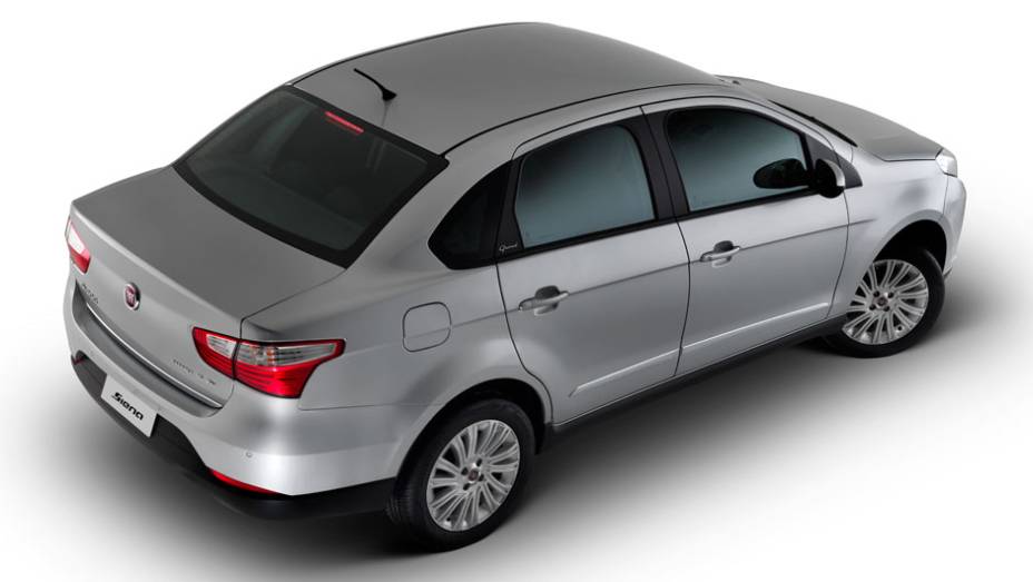 O Grand Siena faz jus ao nome: ele está maior que a geração anterior | <a href="https://preprod.quatrorodas.abril.com.br/carros/lancamentos/fiat-grand-siena-680146.shtml" rel="migration">Leia mais</a>
