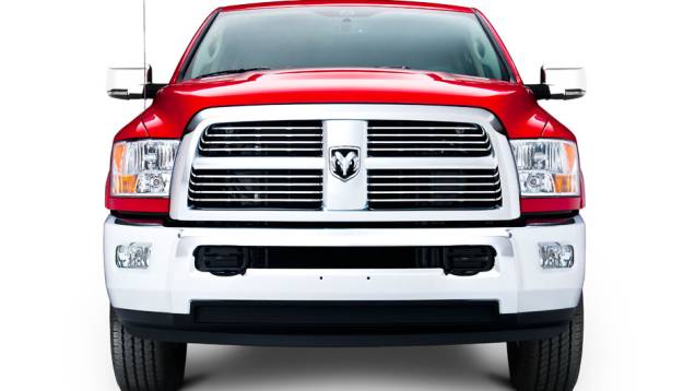 Se eu fosse você, abriria passagem ao ver esta frente no seu retrovisor... | <a href="https://preprod.quatrorodas.abril.com.br/salao-do-automovel/2012/carros/2500-laramie-704034.shtml" rel="migration">Leia mais</a> Se eu fosse você, abriria passagem ao ver esta frente no seu retrovisor... | <a href="https://preprod.quatrorodas.abril.com.br/salao-do-automovel/2012/carros/2500-laramie-704034.shtml" rel="migration">Leia mais</a>