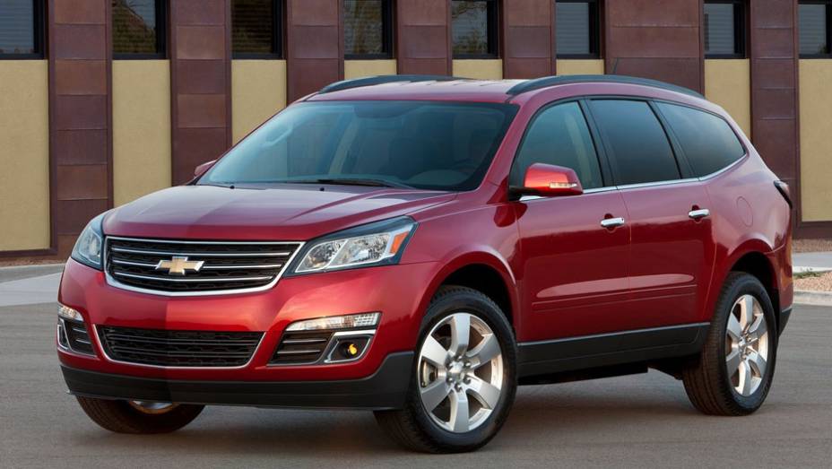 Linha 2013 do SUV será apresentada em Nova York. | <a href="https://preprod.quatrorodas.abril.com.br/saloes/nova-york/2012/chevrolet-traverse-680860.shtml" rel="migration">Leia mais</a>