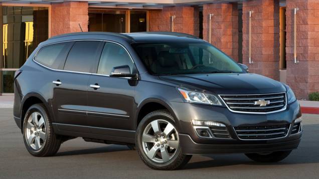 Os faróis são novos e a grade é inspirada no Malibu. | <a href="https://preprod.quatrorodas.abril.com.br/saloes/nova-york/2012/chevrolet-traverse-680860.shtml" rel="migration">Leia mais</a> Os faróis são novos e a grade é inspirada no Malibu. | <a href="https://preprod.quatrorodas.abril.com.br/saloes/nova-york/2012/chevrolet-traverse-680860.shtml" rel="migration">Leia mais</a>
