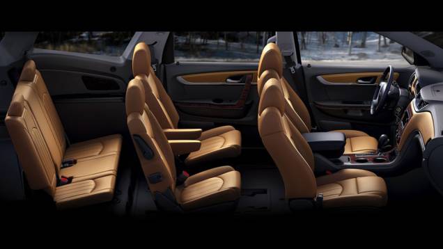 Utilitário-esportivo tem capacidade para levar seis pessoas. | <a href="https://preprod.quatrorodas.abril.com.br/saloes/nova-york/2012/chevrolet-traverse-680860.shtml" rel="migration">Leia mais</a> Utilitário-esportivo tem capacidade para levar seis pessoas. | <a href="https://preprod.quatrorodas.abril.com.br/saloes/nova-york/2012/chevrolet-traverse-680860.shtml" rel="migration">Leia mais</a>