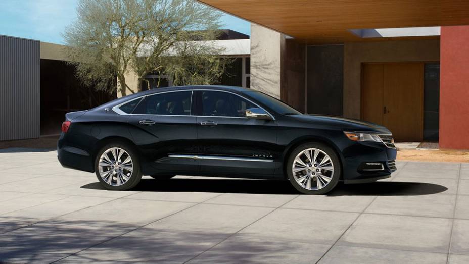 Impala será oferecido com três opções de motorização | <a href="https://preprod.quatrorodas.abril.com.br/saloes/nova-york/2012/chevrolet-impala-681135.shtml" rel="migration">Leia mais</a>