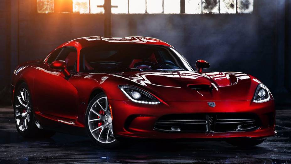 Entrada de ar remete à Ferrari 550/575| <a href="https://preprod.quatrorodas.abril.com.br/saloes/nova-york/2012/srt-viper-681186.shtml" rel="migration">Leia mais</a> Entrada de ar remete à Ferrari 550/575| <a href="https://preprod.quatrorodas.abril.com.br/saloes/nova-york/2012/srt-viper-681186.shtml" rel="migration">Leia mais</a>