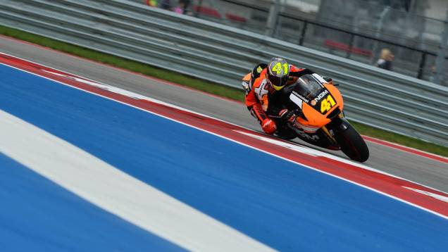 Aleix Espargaró andou forte e larga em quarto | <a href="https://preprod.quatrorodas.abril.com.br/moto/noticias/marquez-domina-treino-pole-austin-779649.shtml" rel="migration">Leia mais</a> Aleix Espargaró andou forte e larga em quarto | <a href="https://preprod.quatrorodas.abril.com.br/moto/noticias/marquez-domina-treino-pole-austin-779649.shtml" rel="migration">Leia mais</a>
