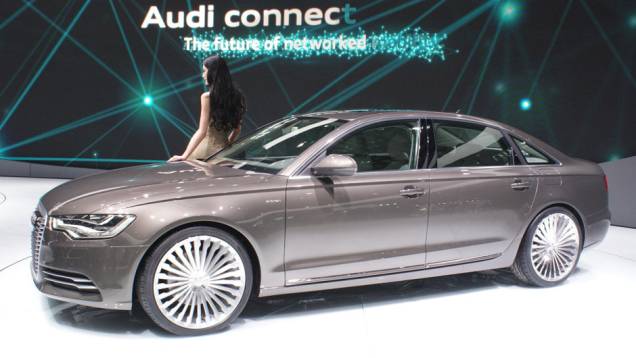 Audi A6 L e-tron | <a href="https://preprod.quatrorodas.abril.com.br/galerias/saloes/pequim/2012/audi-a6-l-682717.shtml" rel="migration">Veja mais fotos</a> Audi A6 L e-tron | <a href="https://preprod.quatrorodas.abril.com.br/galerias/saloes/pequim/2012/audi-a6-l-682717.shtml" rel="migration">Veja mais fotos</a>