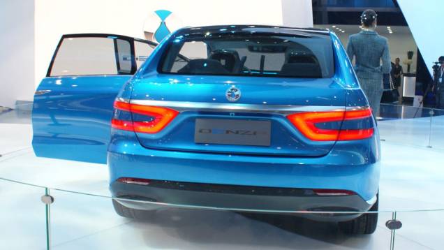 Denza EV Concept | <a href="https://preprod.quatrorodas.abril.com.br/saloes/pequim/2012/denza-ev-concept-682823.shtml" rel="migration">Leia mais</a> Denza EV Concept | <a href="https://preprod.quatrorodas.abril.com.br/saloes/pequim/2012/denza-ev-concept-682823.shtml" rel="migration">Leia mais</a>