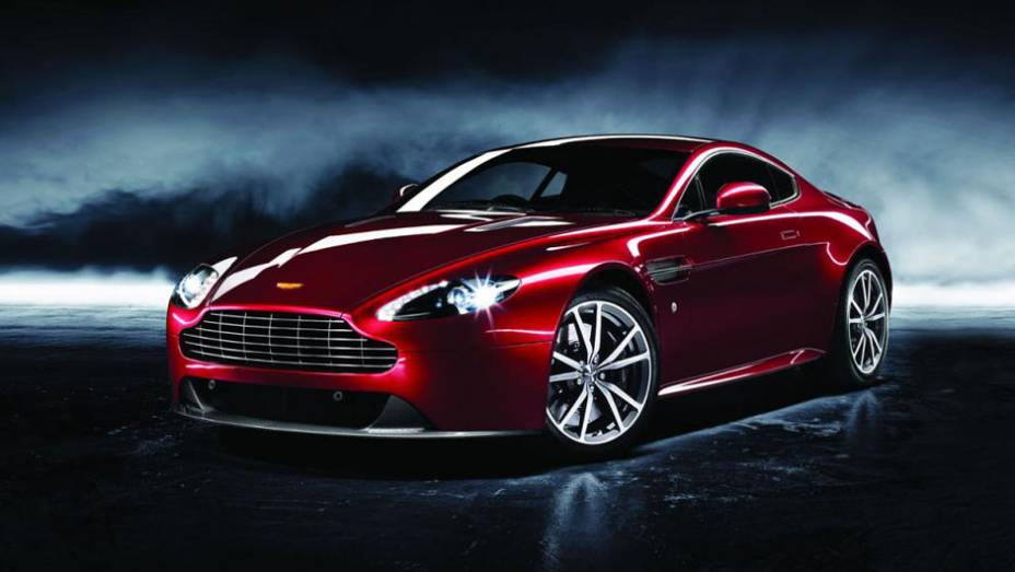 Versão especial chega a três modelos da marca | <a href="https://preprod.quatrorodas.abril.com.br/saloes/pequim/2012/aston-martin-dragon-88-682863.shtml" rel="migration">Leia mais</a>