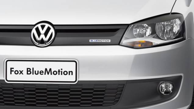Grade frontal e inferior estão mais aerodinâmicas | <a href="https://preprod.quatrorodas.abril.com.br/carros/lancamentos/vw-fox-bluemotion-683155.shtml" rel="migration">Leia mais</a> Grade frontal e inferior estão mais aerodinâmicas | <a href="https://preprod.quatrorodas.abril.com.br/carros/lancamentos/vw-fox-bluemotion-683155.shtml" rel="migration">Leia mais</a>