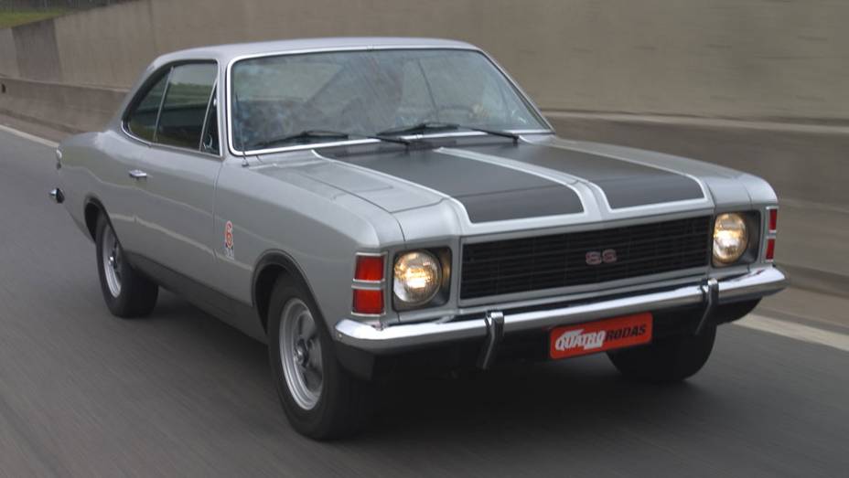 Na grande final, o cl&aacute;ssico da GM superou outro modelo lend&aacute;rio da &eacute;poca, o Ford Maverick; a vit&oacute;ria foi apertada: o Opala teve pouco mais de 52% dos votos | <a href="https://preprod.quatrorodas.abril.com.br/classicos/faixa/opala-ss-melhor-esportivo-nacional-683530" rel="migration"></a>
