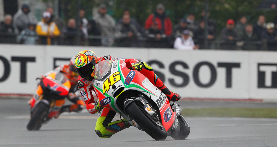 Valentino Rossi supera Stoner e termina em 2&ordm;