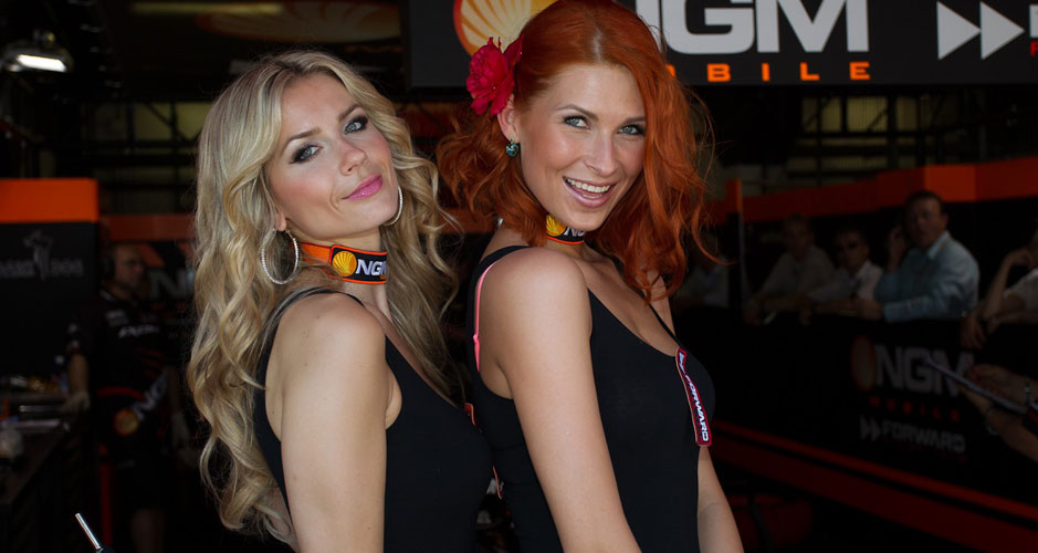 MotoGP: garotas da Catalunha