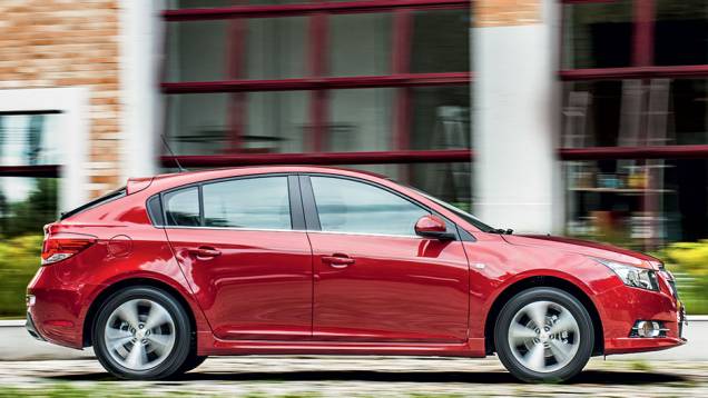7º Lugar: Chevrolet Cruze Hatch | Depreciação em um ano: -9,2% | Versão do carro que menos se depreciou: LTZ1.8 16v 4p 7º Lugar: Chevrolet Cruze Hatch | Depreciação em um ano: -9,2% | Versão do carro que menos se depreciou: LTZ1.8 16v 4p