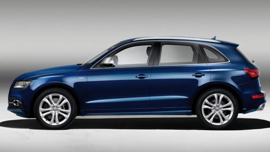Rodas de liga leve s&atilde;o de 20 polegadas | <a href="https://preprod.quatrorodas.abril.com.br/noticias/audi-mostra-sq5-tdi-versao-esportiva-q5-323175_p.shtml" rel="migration">Leia mais</a>