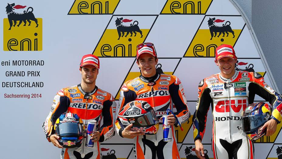 Marc Márquez conquista mais uma vez a pole position na MotoGP. Dani Pedrosa é o segundo e Stefan Bradl o terceiro.| <a href="https://preprod.quatrorodas.abril.com.br/moto/noticias/motogp-sete-vezes-marquez-790790.shtml" rel="migration">Leia mais</a>