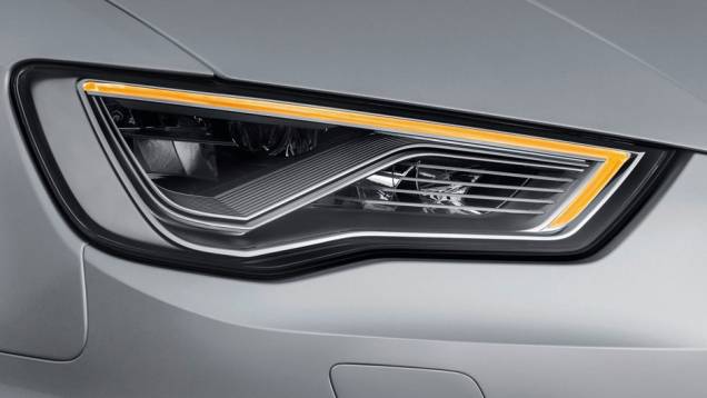 O primeiro é o 1.6 TDI (diesel); as duas motorizações seguintes serão a 1.4 TFSI e 1.8 TFSI. | <a href="https://preprod.quatrorodas.abril.com.br/salao-do-automovel/2012/carros/a3-sportback-704308.shtml" rel="migration">Leia mais</a> O primeiro é o 1.6 TDI (diesel); as duas motorizações seguintes serão a 1.4 TFSI e 1.8 TFSI. | <a href="https://preprod.quatrorodas.abril.com.br/salao-do-automovel/2012/carros/a3-sportback-704308.shtml" rel="migration">Leia mais</a>