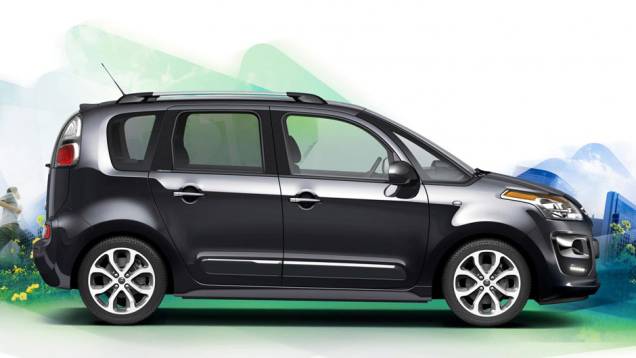 Com poucas alterações, o carro deverá chegar ao mercado europeu no início de 2013. | <a href="%20https://preprod.quatrorodas.abril.com.br/saloes/paris/2012/c3-picasso-702779.shtml" rel="migration">Leia mais</a> Com poucas alterações, o carro deverá chegar ao mercado europeu no início de 2013. | <a href="%20https://preprod.quatrorodas.abril.com.br/saloes/paris/2012/c3-picasso-702779.shtml" rel="migration">Leia mais</a>