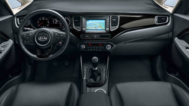 As vendas do novo Kia Carens deverão começar na Europa no primeiro trimestre de 2013 | <a href="%20https://preprod.quatrorodas.abril.com.br/saloes/paris/2012/kia-carens-703371.shtml" rel="migration">Leia mais</a> As vendas do novo Kia Carens deverão começar na Europa no primeiro trimestre de 2013 | <a href="%20https://preprod.quatrorodas.abril.com.br/saloes/paris/2012/kia-carens-703371.shtml" rel="migration">Leia mais</a>