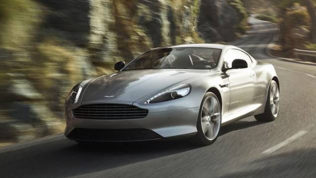 A Aston Martin leva o novo DB9 nas versões Coupe e Volante para Paris. | <a href="https://preprod.quatrorodas.abril.com.br/saloes/paris/2012/aston-martin-db9-703323.shtml" rel="migration">Leia mais</a> A Aston Martin leva o novo DB9 nas versões Coupe e Volante para Paris. | <a href="https://preprod.quatrorodas.abril.com.br/saloes/paris/2012/aston-martin-db9-703323.shtml" rel="migration">Leia mais</a>