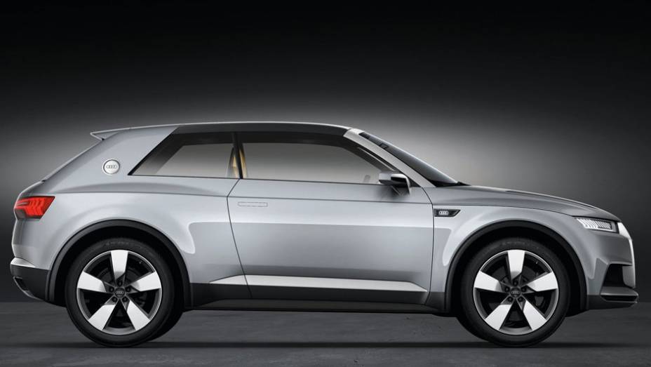 Compacto possui autonomia para até 85 km no modo elétrico | <a href="https://preprod.quatrorodas.abril.com.br/saloes/paris/2012/audi-crosslane-coupe-concept-703457.shtml" rel="migration">Leia mais</a>