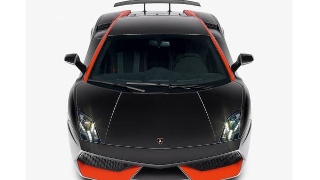 Sua relação peso-potência é de apenas 2,35 kg/cv | <a href="https://preprod.quatrorodas.abril.com.br/saloes/paris/2012/lamborghini-gallardo-lp-570-4-edizione-tecnica-703486.shtml" rel="migration">Leia mais</a> Sua relação peso-potência é de apenas 2,35 kg/cv | <a href="https://preprod.quatrorodas.abril.com.br/saloes/paris/2012/lamborghini-gallardo-lp-570-4-edizione-tecnica-703486.shtml" rel="migration">Leia mais</a>