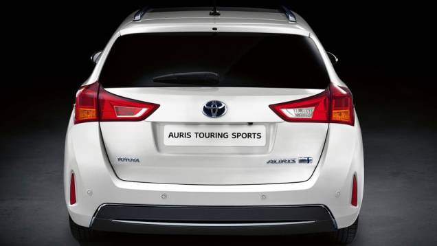 O Auris Touring Sports será o primeiro carro do segmento a contar com motorização híbrida | <a href="%20https://preprod.quatrorodas.abril.com.br/saloes/paris/2012/toyota-auris-tourer-703459.shtml" rel="migration">Leia mais</a> O Auris Touring Sports será o primeiro carro do segmento a contar com motorização híbrida | <a href="%20https://preprod.quatrorodas.abril.com.br/saloes/paris/2012/toyota-auris-tourer-703459.shtml" rel="migration">Leia mais</a>