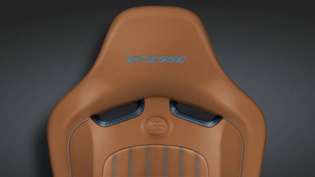 O comprador desembolsou US$ 2,5 milhões para adquiri-la | <a href="https://preprod.quatrorodas.abril.com.br/saloes/paris/2012/bugatti-veyron-16-4-grand-sport-vitesse-special-edition-703589.shtml" rel="migration">Leia mais</a> O comprador desembolsou US$ 2,5 milhões para adquiri-la | <a href="https://preprod.quatrorodas.abril.com.br/saloes/paris/2012/bugatti-veyron-16-4-grand-sport-vitesse-special-edition-703589.shtml" rel="migration">Leia mais</a>