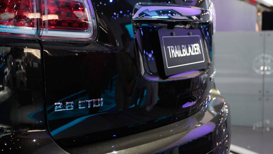 O modelo conta com diversos itens voltados para a seguran&ccedil;a dos passageiros | <a href="https://preprod.quatrorodas.abril.com.br/salao-do-automovel/2012/carros/s10-grand-blazer-704027.shtml" rel="migration">Leia mais</a>