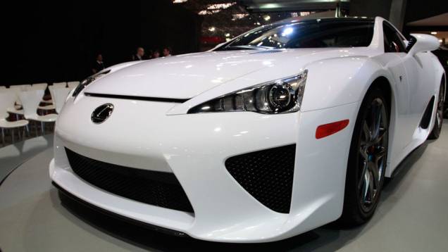 Modelo desembarca no Brasil <a href="https://preprod.quatrorodas.abril.com.br/salao-do-automovel/2012/carros/lexus-lfa-703969.shtml" rel="migration">Leia mais</a> Modelo desembarca no Brasil <a href="https://preprod.quatrorodas.abril.com.br/salao-do-automovel/2012/carros/lexus-lfa-703969.shtml" rel="migration">Leia mais</a>