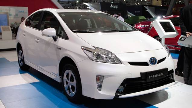Prius | Comparação na categoria: A | Comparação geral: A | Emissão de CO2/ gas. (g/km): 86 | CONSUMO: álc./cidade (km/l): 15,7 | gas./estrada (km/l): 14,3 Prius | Comparação na categoria: A | Comparação geral: A | Emissão de CO2/ gas. (g/km): 86 | CONSUMO: álc./cidade (km/l): 15,7 | gas./estrada (km/l): 14,3