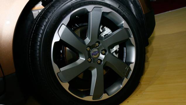 A versão mais cara do SUV é a T6 R-Design, valendo R$ 234 900| <a href="https://preprod.quatrorodas.abril.com.br/salao-do-automovel/2012/carros/xc60-710170.shtml" rel="migration">Leia mais</a> A versão mais cara do SUV é a T6 R-Design, valendo R$ 234 900| <a href="https://preprod.quatrorodas.abril.com.br/salao-do-automovel/2012/carros/xc60-710170.shtml" rel="migration">Leia mais</a>